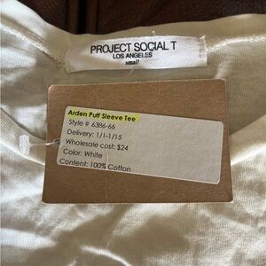 NWT project social T Arden puff sleeve top